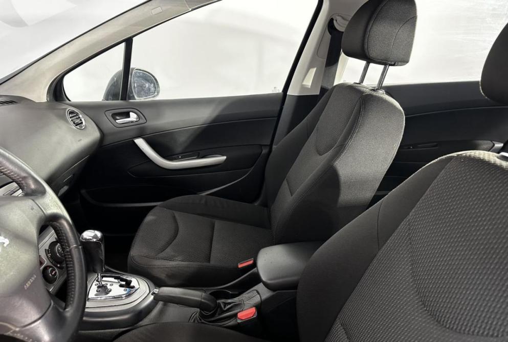 Peugeot 408 I Саранск  - изображение 26