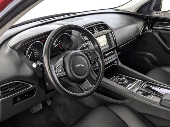 Jaguar F-Pace I с пробегом 2018 года, цена 2 990 000 рублей, 84259 км, внедорожник, Автокод Объявления