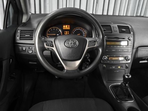 Toyota Avensis III с пробегом 2009 года, цена 1 039 000 рублей, 212554 км, седан, Автокод Объявления