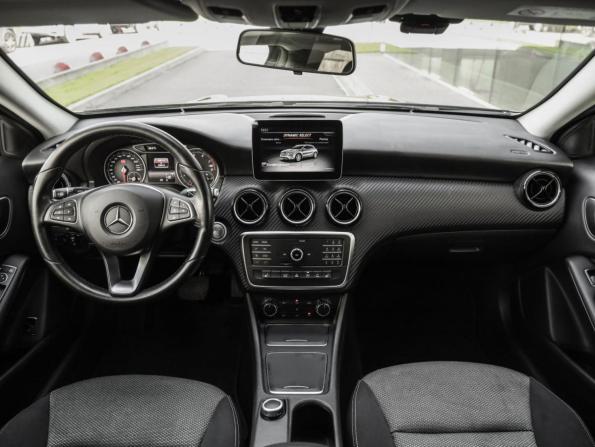 Mercedes-Benz GLA I (X156) Рестайлинг с пробегом 2017 года, цена 2 049 000 рублей, 93917 км, внедорожник, Автокод Объявления