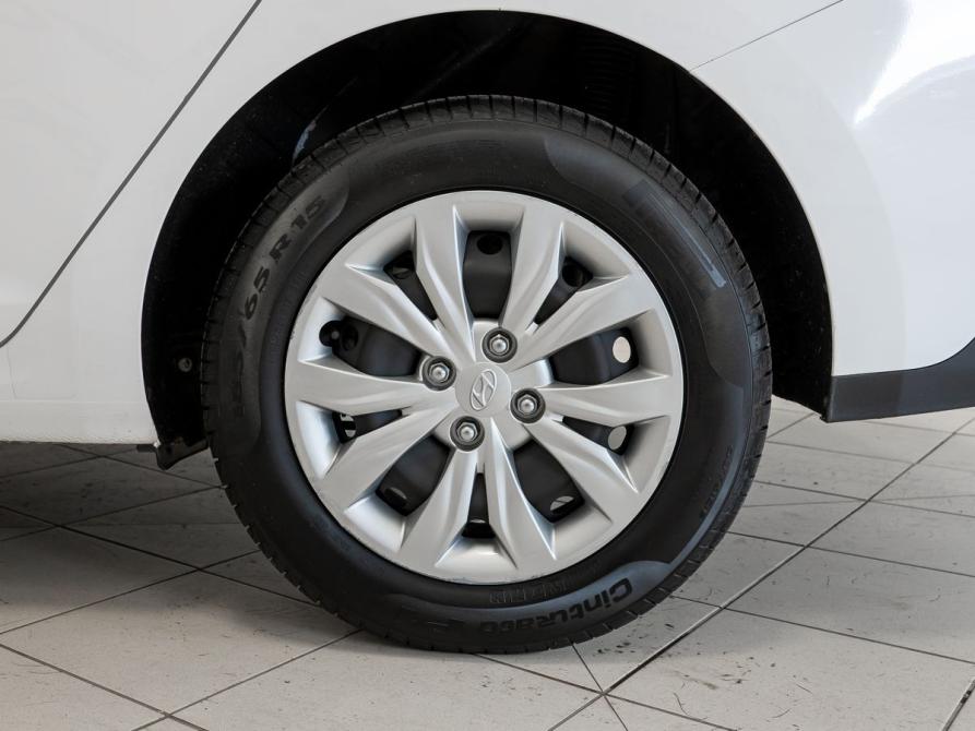 Hyundai Solaris II Рестайлинг Ростов-на-Дону  - изображение 7