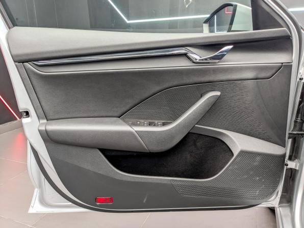 Skoda Octavia IV (A8) с пробегом 2021 года, цена 2 195 000 рублей, 103998 км, лифтбек, Автокод Объявления