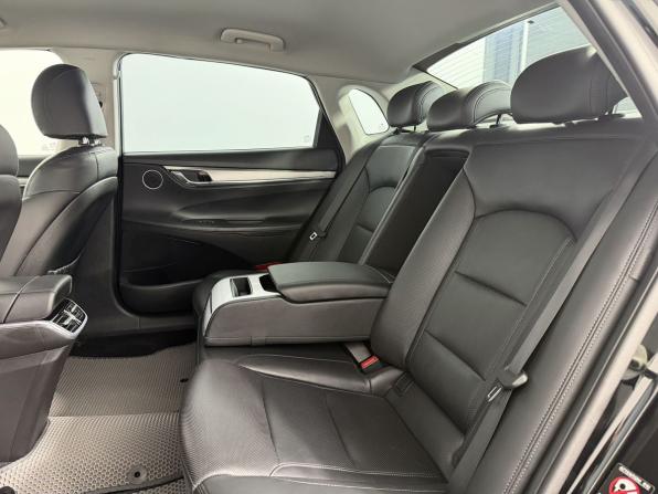 Hyundai Grandeur VI Рестайлинг с пробегом 2021 года, цена 2 650 000 рублей, 42950 км, седан, Автокод Объявления