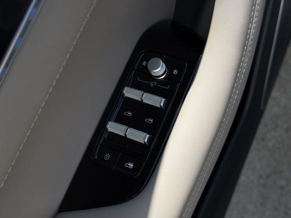Geely Atlas II с пробегом 2026 года, цена 3 200 000 рублей, 25 км, внедорожник, Автокод Объявления
