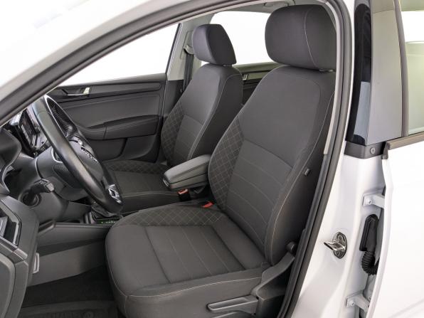 Skoda Rapid II с пробегом 2020 года, цена 1 495 000 рублей, 93423 км, лифтбек, Автокод Объявления