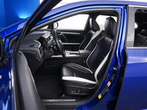 Lexus RX IV Рестайлинг с пробегом 2019 года, цена 4 074 434 рубля, 239709 км, внедорожник, Автокод Объявления