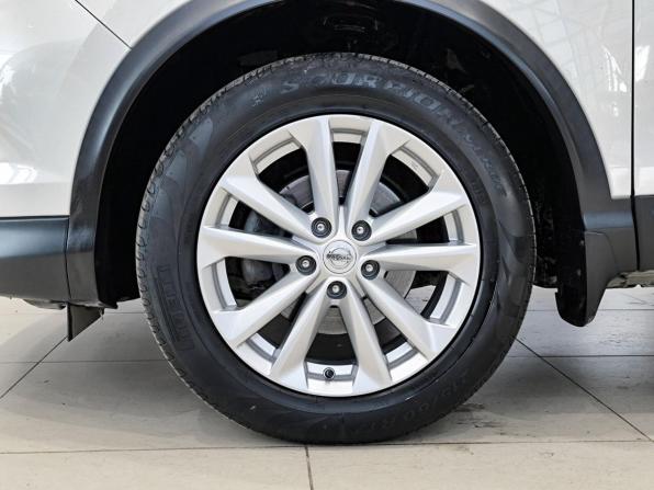 Nissan Qashqai II с пробегом 2017 года, цена 1 650 000 рублей, 129885 км, внедорожник, Автокод Объявления