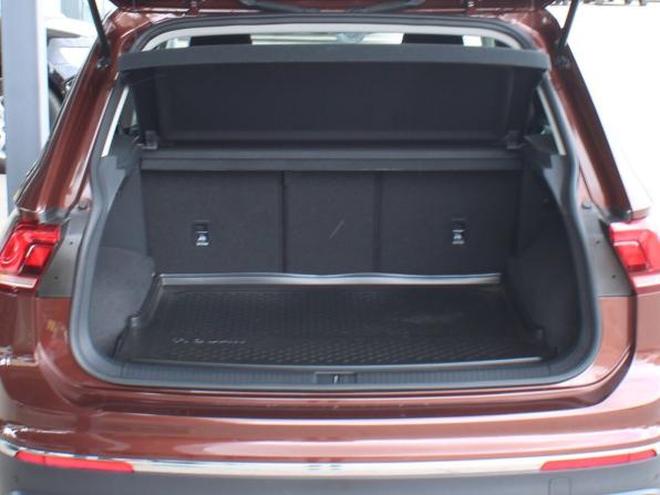 Volkswagen Tiguan II Рестайлинг с пробегом 2021 года, цена 3 029 000 рублей, 29356 км, внедорожник, Автокод Объявления