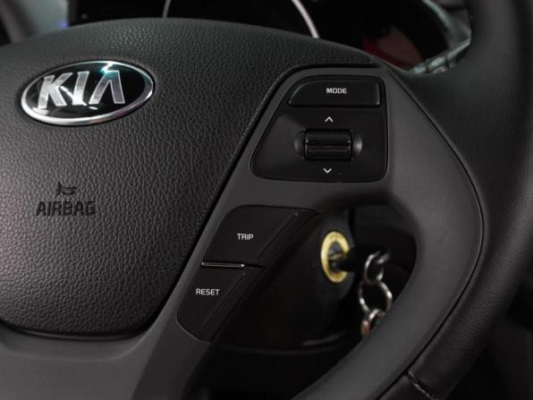 Kia Rio III Рестайлинг с пробегом 2015 года, цена 1 060 000 рублей, 152841 км, хэтчбек, Автокод Объявления