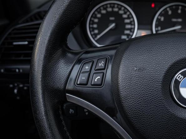 BMW 1 серии I (E81/E82/E87/E88) Рестайлинг с пробегом 2008 года, цена 1 380 000 рублей, 339611 км, кабриолет, Автокод Объявления