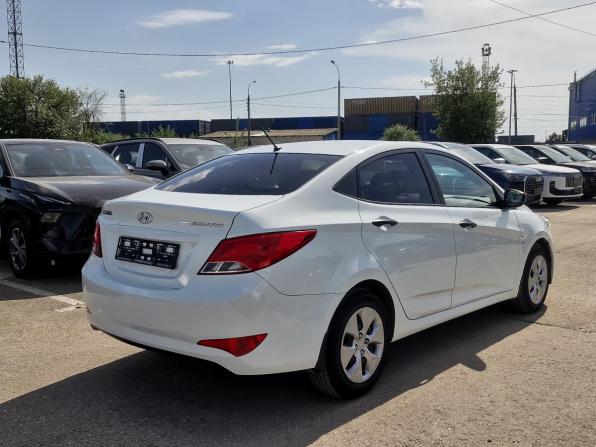 Hyundai Solaris I Рестайлинг с пробегом 2015 года, цена 1 139 000 рублей, 82884 км, седан, Автокод Объявления