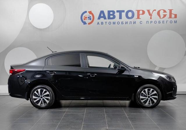 Kia Rio IV с пробегом 2017 года, цена 995 000 рублей, 251000 км, седан, Автокод Объявления