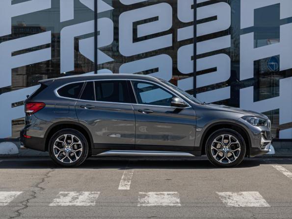 BMW X1 II (F48) Рестайлинг с пробегом 2019 года, цена 3 289 000 рублей, 123989 км, внедорожник, Автокод Объявления