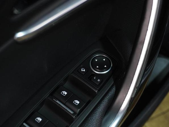Kia Ceed III с пробегом 2019 года, цена 1 599 000 рублей, 124102 км, хэтчбек, Автокод Объявления