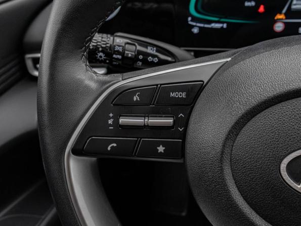 Hyundai Elantra VII (CN7) Рестайлинг с пробегом 2023 года, цена 2 239 000 рублей, 55406 км, седан, Автокод Объявления