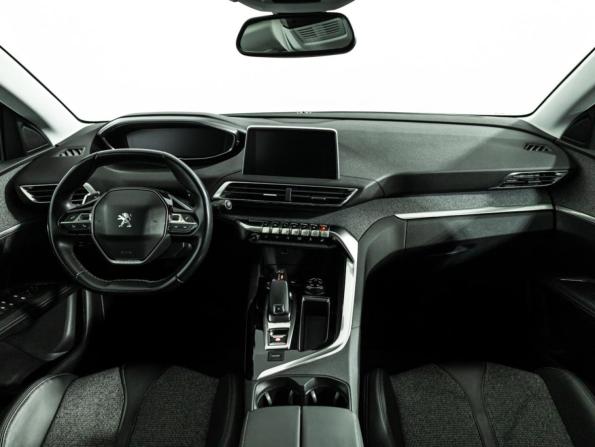Peugeot 3008 II с пробегом 2018 года, цена 1 999 777 рублей, 59698 км, внедорожник, Автокод Объявления