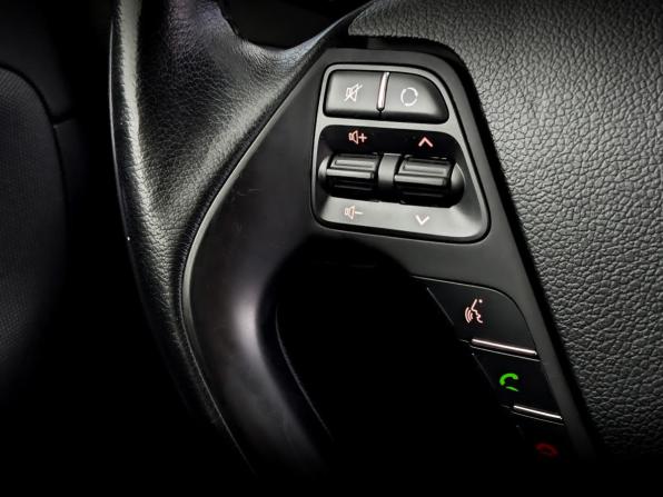 Kia Ceed II Рестайлинг с пробегом 2017 года, цена 1 535 000 рублей, 77710 км, хэтчбек, Автокод Объявления