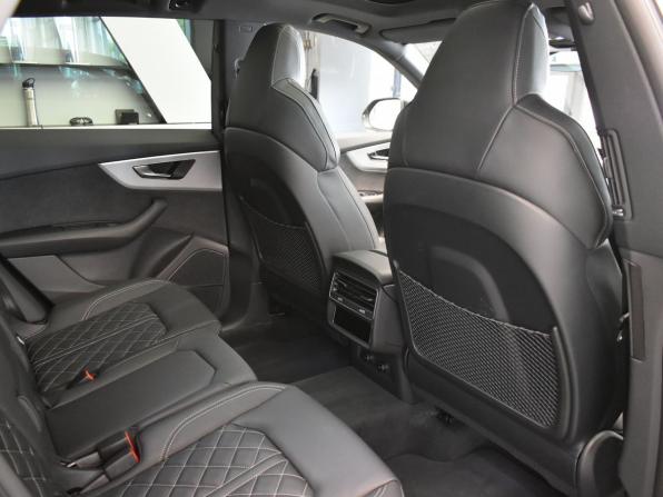 Audi Q8 I (4M) Рестайлинг с пробегом 2024 года, цена 12 500 000 рублей, 5933 км, внедорожник, Автокод Объявления
