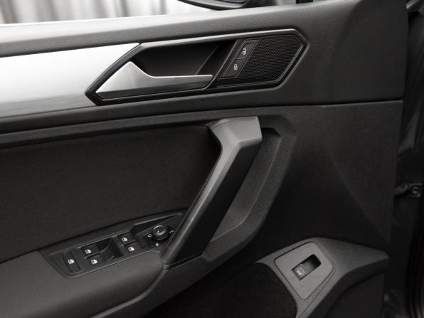 Volkswagen Tiguan II с пробегом 2018 года, цена 1 480 000 рублей, 207135 км, внедорожник, Автокод Объявления