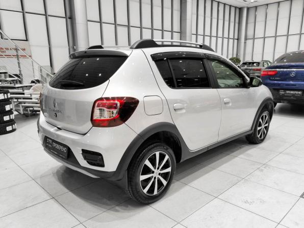 Renault Sandero II Рестайлинг с пробегом 2019 года, цена 880 000 рублей, 188794 км, хэтчбек, Автокод Объявления