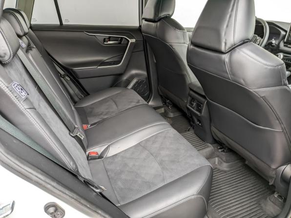 Toyota RAV4 V (XA50) с пробегом 2021 года, цена 3 590 000 рублей, 98544 км, внедорожник, Автокод Объявления