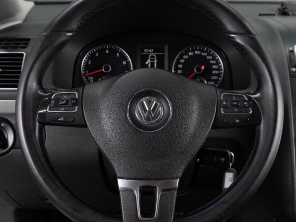 Volkswagen Touran I Рестайлинг 2 с пробегом 2012 года, цена 799 000 рублей, 266935 км, компактвэн, Автокод Объявления