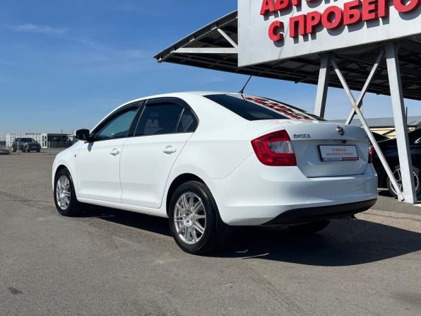 Skoda Rapid I с пробегом 2014 года, цена 979 000 рублей, 185000 км, лифтбек, Автокод Объявления