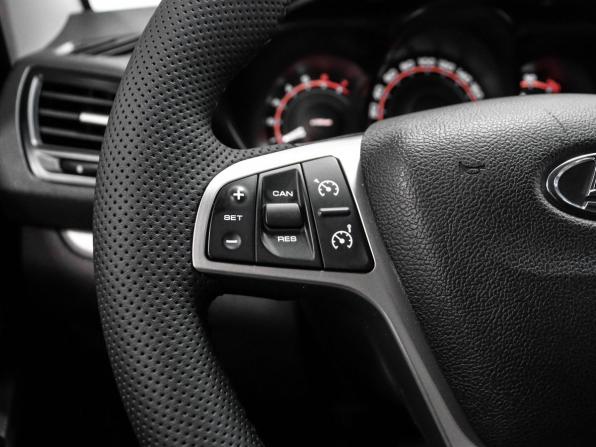 Lada (ВАЗ) Vesta I с пробегом 2018 года, цена 1 049 000 рублей, 77878 км, универсал, Автокод Объявления