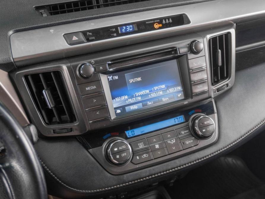 Toyota RAV4 IV (XA40) Тюмень  - изображение 13