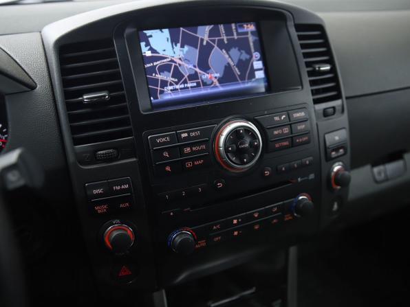 Nissan Pathfinder III Рестайлинг с пробегом 2011 года, цена 1 690 000 рублей, 189986 км, внедорожник, Автокод Объявления