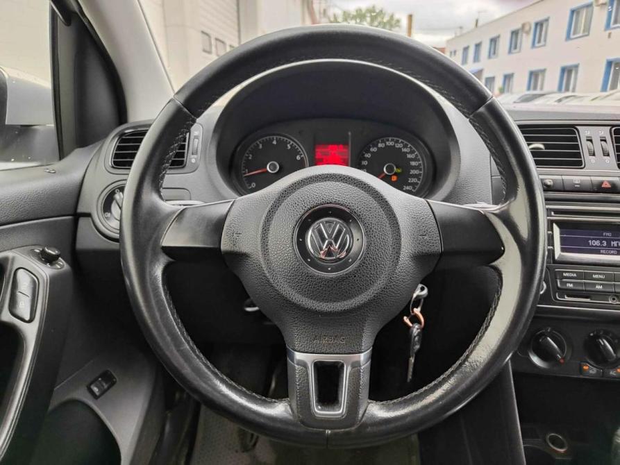 Volkswagen Polo V Санкт-Петербург  - изображение 12