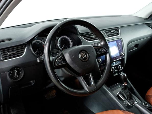 Skoda Octavia III (A7) Рестайлинг с пробегом 2018 года, цена 1 648 000 рублей, 186518 км, лифтбек, Автокод Объявления