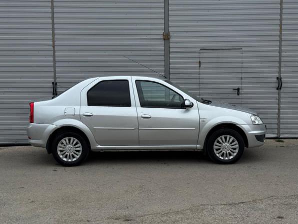 Renault Logan I Рестайлинг с пробегом 2012 года, цена 577 000 рублей, 234501 км, седан, Автокод Объявления
