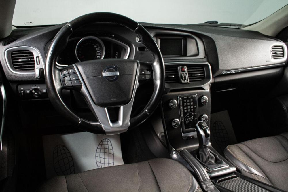 Volvo V40 II Сургут  - изображение 12