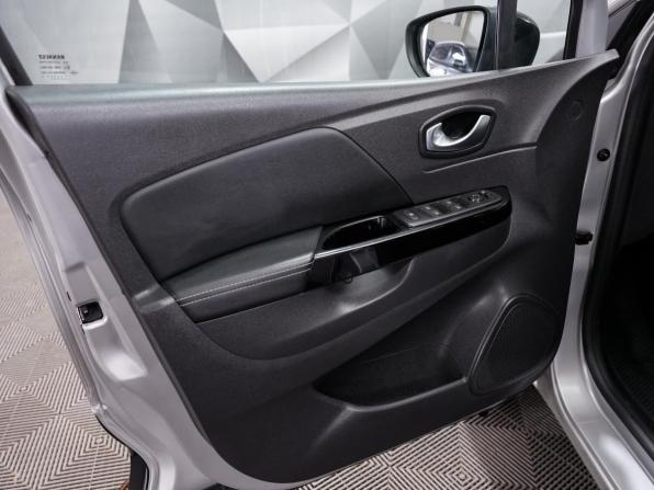 Renault Kaptur I Рестайлинг с пробегом 2021 года, цена 1 696 000 рублей, 91879 км, внедорожник, Автокод Объявления