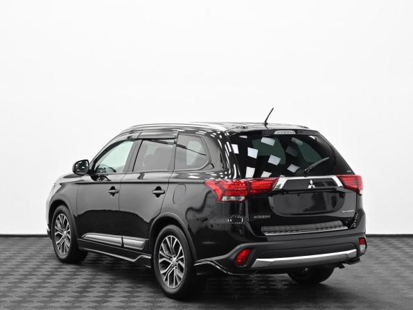 Mitsubishi Outlander III Рестайлинг 2 с пробегом 2016 года, цена 1 399 000 рублей, 105000 км, внедорожник, Автокод Объявления