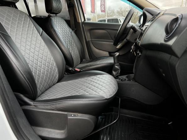 Renault Logan II с пробегом 2016 года, цена 460 999 рублей, 311202 км, седан, Автокод Объявления