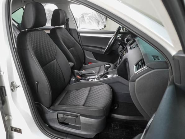 Skoda Octavia III (A7) с пробегом 2017 года, цена 1 399 000 рублей, 147237 км, лифтбек, Автокод Объявления