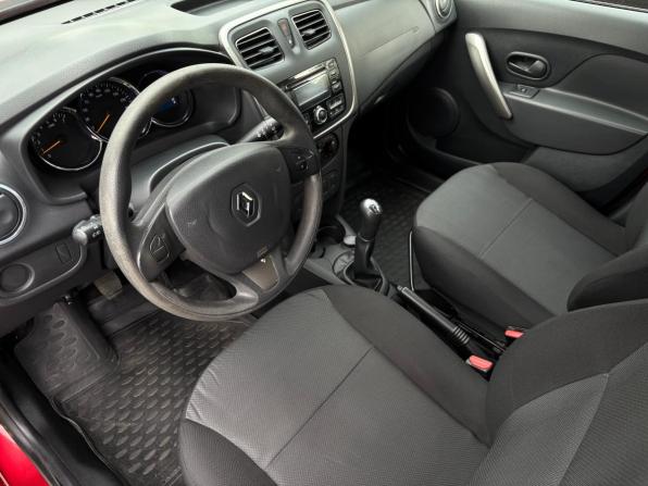 Renault Sandero II с пробегом 2017 года, цена 780 000 рублей, 147601 км, хэтчбек, Автокод Объявления