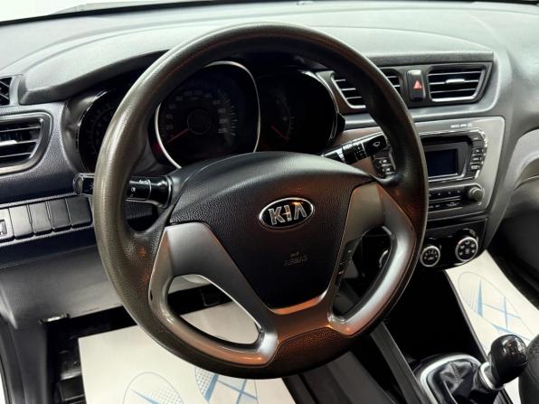 Kia Rio III Рестайлинг с пробегом 2016 года, цена 770 000 рублей, 182298 км, седан, Автокод Объявления
