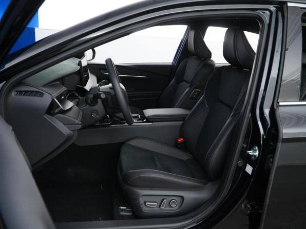 Toyota Camry IX (XV80) China Market с пробегом 2026 года, цена 4 290 888 рублей, 17 км, седан, Автокод Объявления
