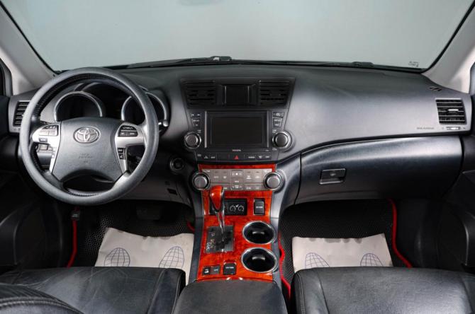 Toyota Highlander II (XU40) Рестайлинг с пробегом 2012 года, цена 1 949 000 рублей, 272237 км, внедорожник, Автокод Объявления