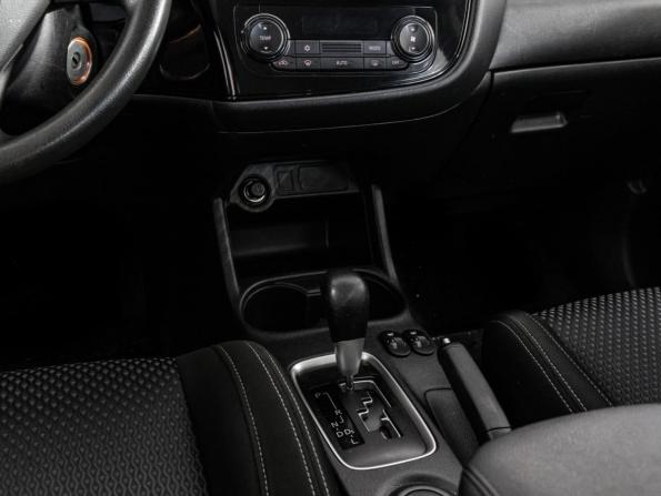 Mitsubishi Outlander III Рестайлинг 2 с пробегом 2016 года, цена 1 299 000 рублей, 254029 км, внедорожник, Автокод Объявления