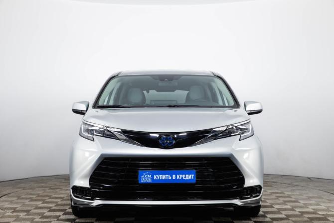 Toyota Sienna IV с пробегом 2021 года, цена 4 299 000 рублей, 5000 км, минивэн, Автокод Объявления
