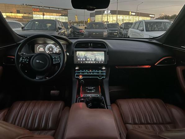 Jaguar F-Pace I с пробегом 2017 года, цена 2 190 000 рублей, 134601 км, внедорожник, Автокод Объявления