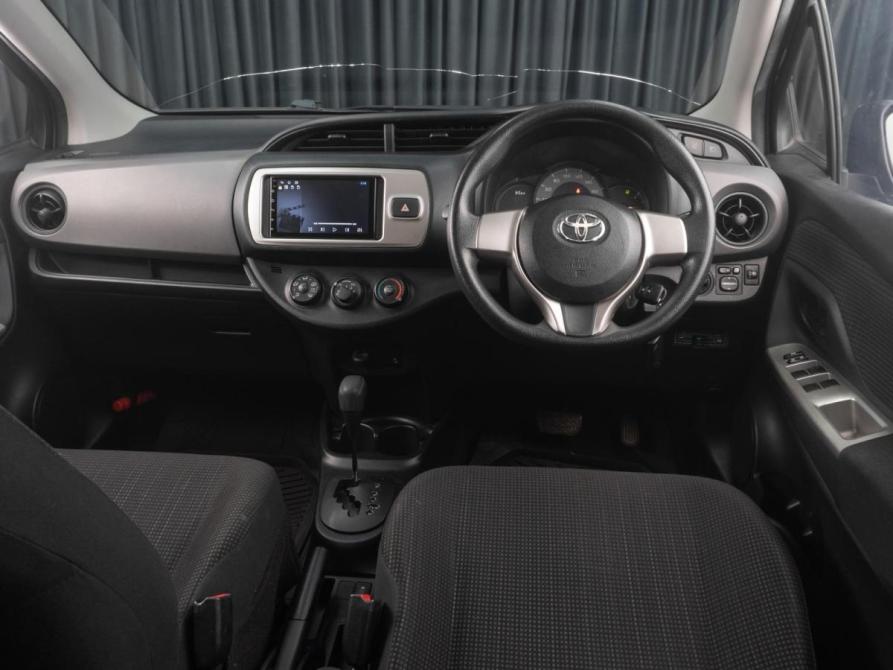 Toyota Vitz III (XP130) Рестайлинг Тюмень  - изображение 6