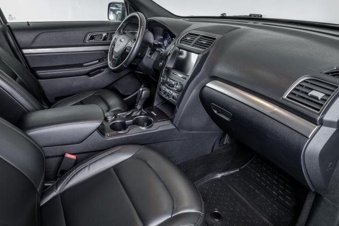 Ford Explorer V Рестайлинг 2 с пробегом 2018 года, цена 3 229 000 рублей, 107040 км, внедорожник, Автокод Объявления