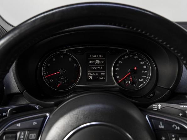 Audi A1 I (8X) с пробегом 2012 года, цена 1 370 000 рублей, 88727 км, хэтчбек, Автокод Объявления