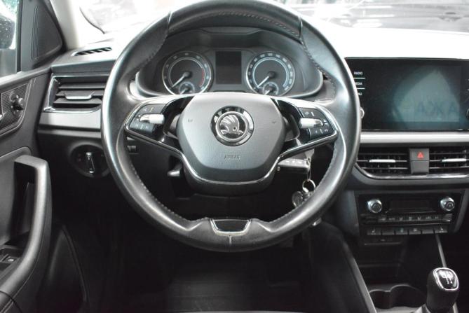 Skoda Rapid II с пробегом 2020 года, цена 1 529 000 рублей, 111000 км, лифтбек, Автокод Объявления