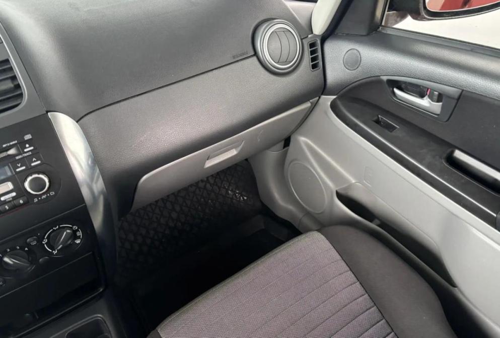 Suzuki SX4 I (Classic) Рестайлинг Киров  - изображение 13